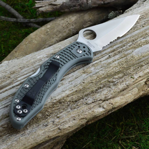Складной нож Spyderco Delica 4 - C11PSFG фото 6 Складной нож Spyderco Delica 4 - C11PSFG фото 6